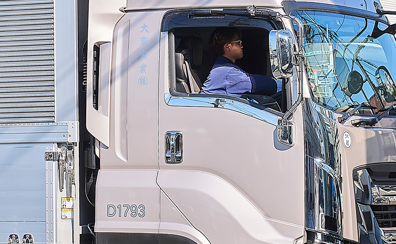 写真：タイヤ販売1